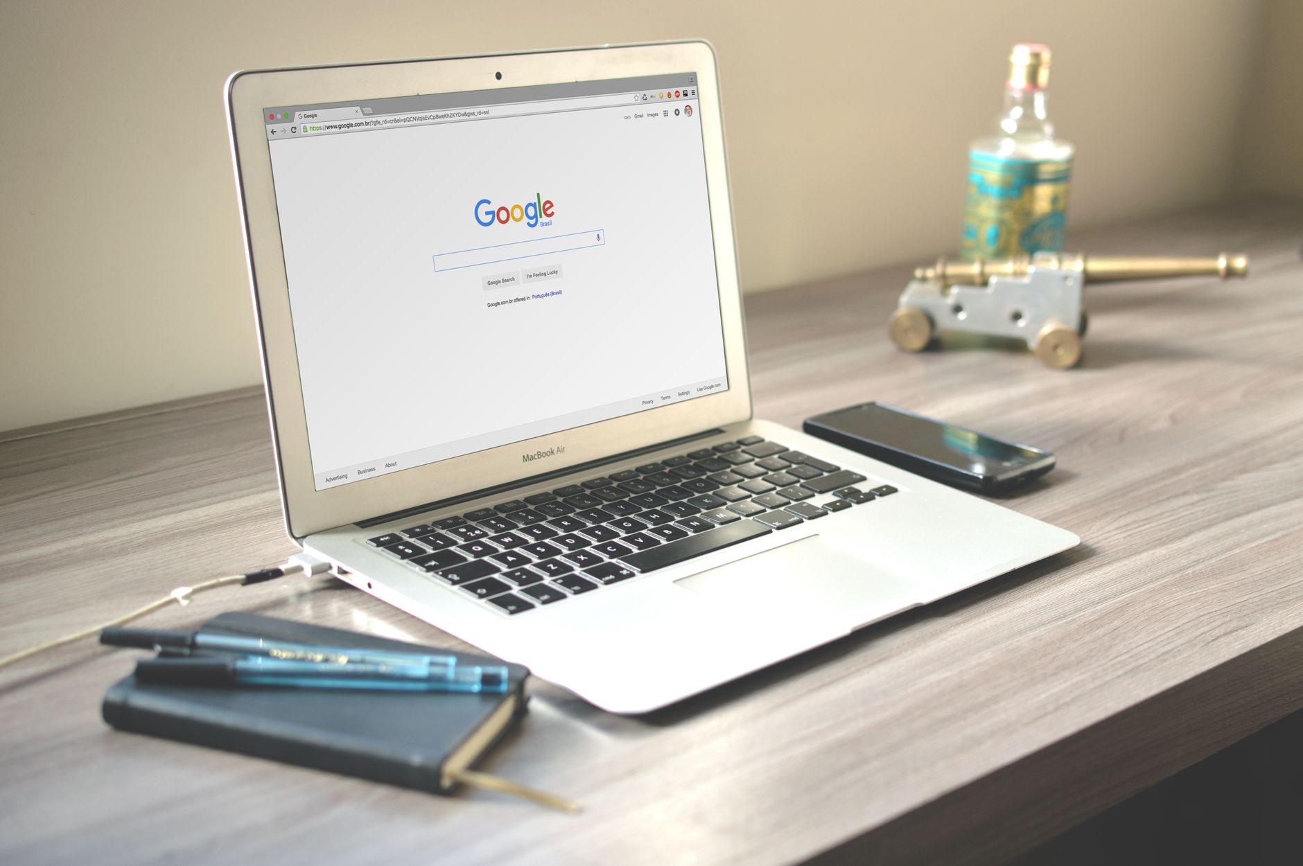 Google Ads ou Meta Ads : quelle plateforme publicitaire choisir pour votre première campagne
